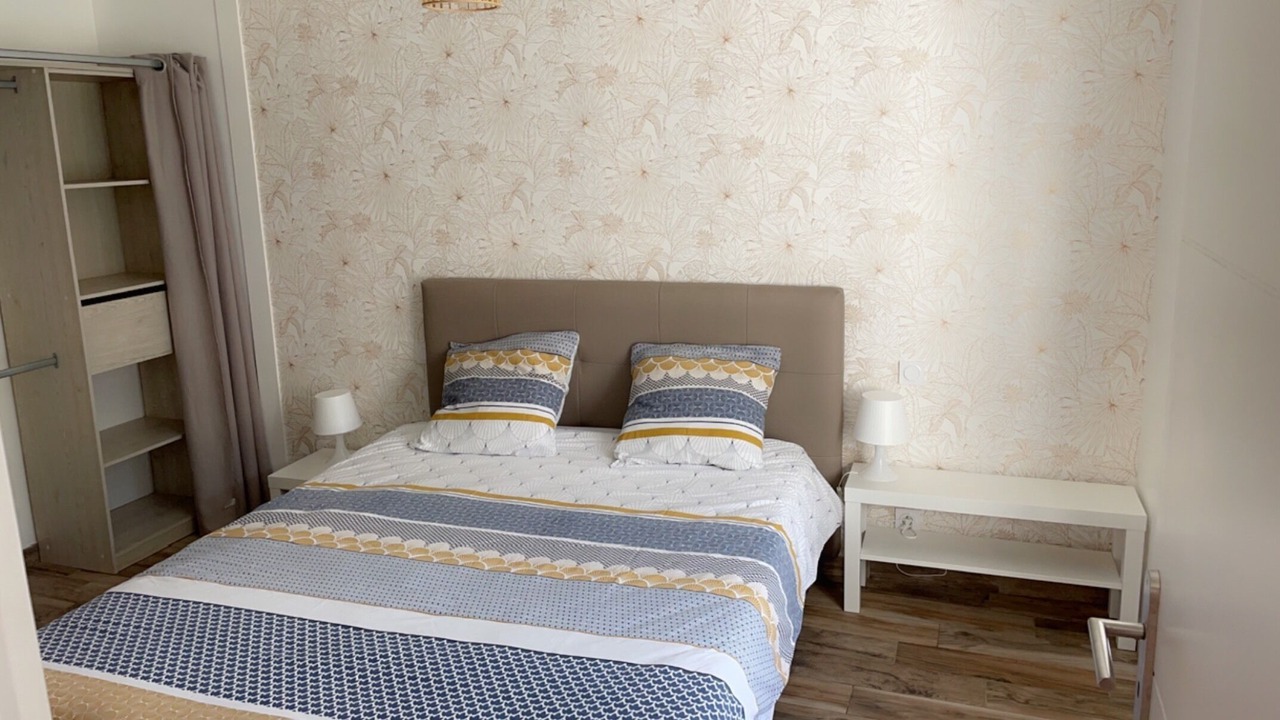 Photo of Bedroom in Lezardrieux