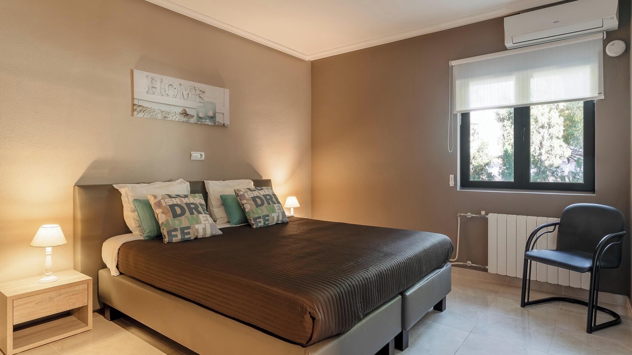 Photo of Bedroom in Coveta Fuma