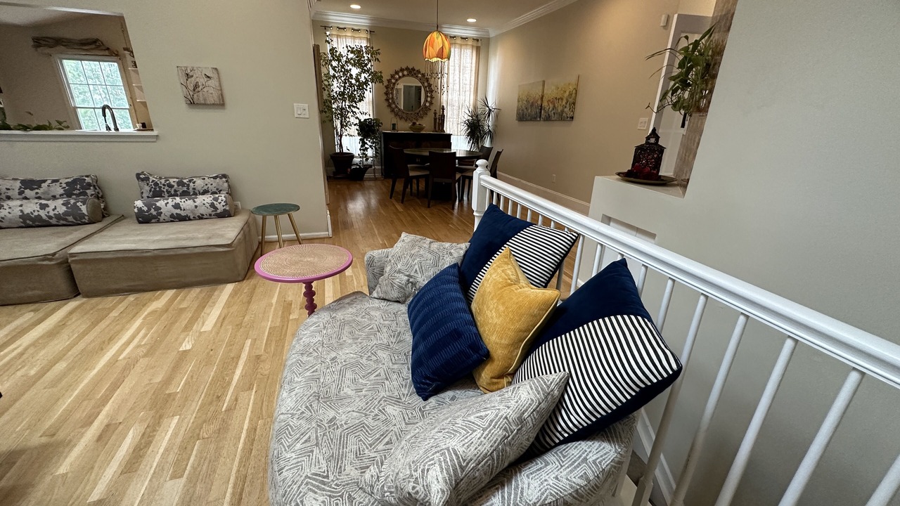 Photo of Livingroom in Greentree