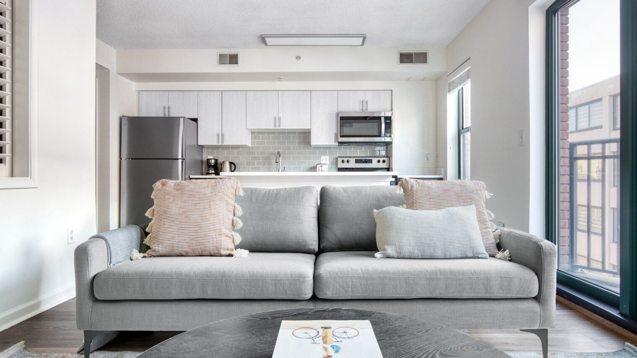 Photo of Livingroom in Logan Circle