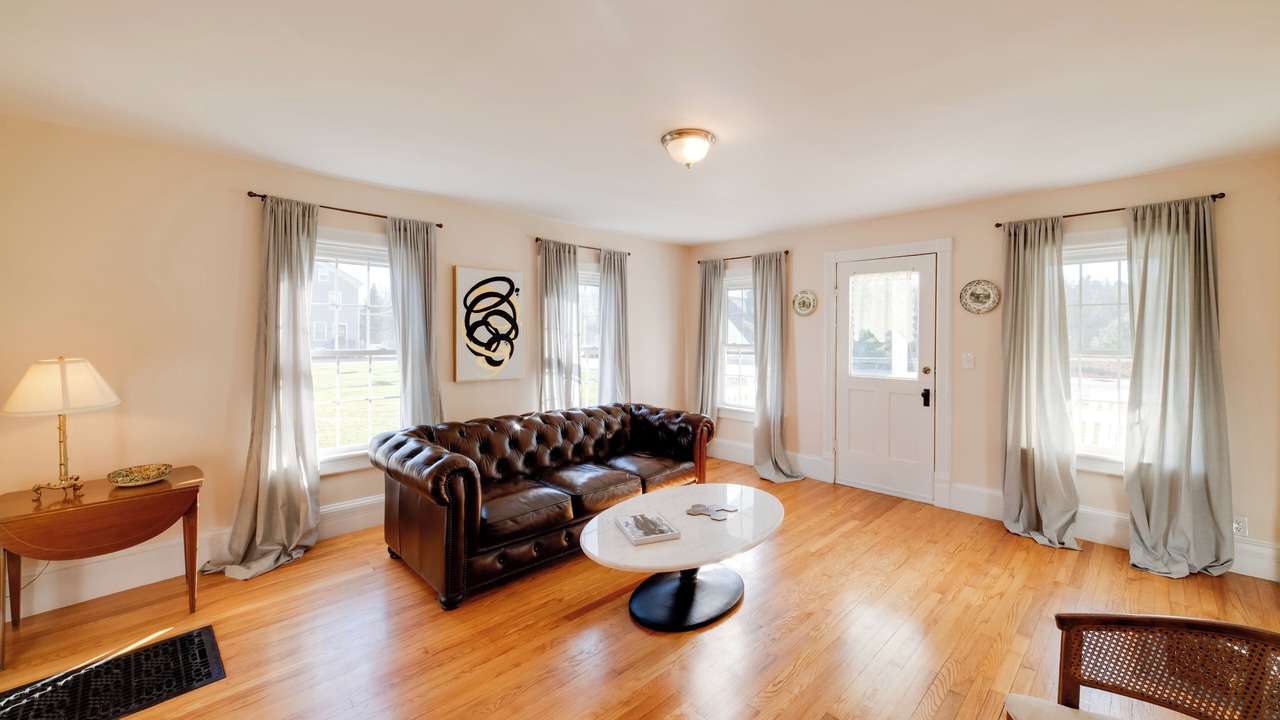 Photo of Livingroom in Fly Creek