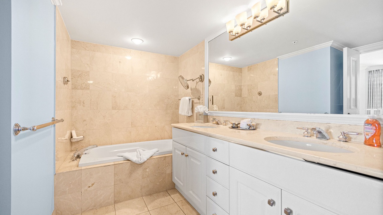 Photo of Bathroom in Marco Island