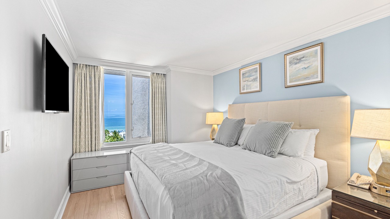 Photo of Bedroom in Marco Island