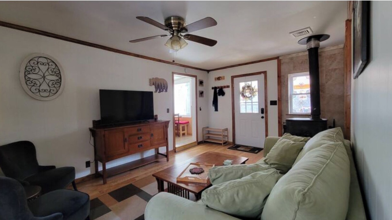 Photo of Bedroom in Town of Conesville