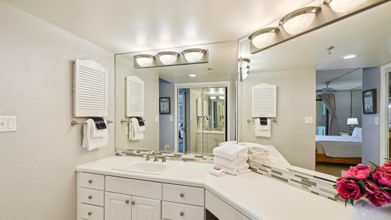 Photo of Bathroom in Holiday Isle