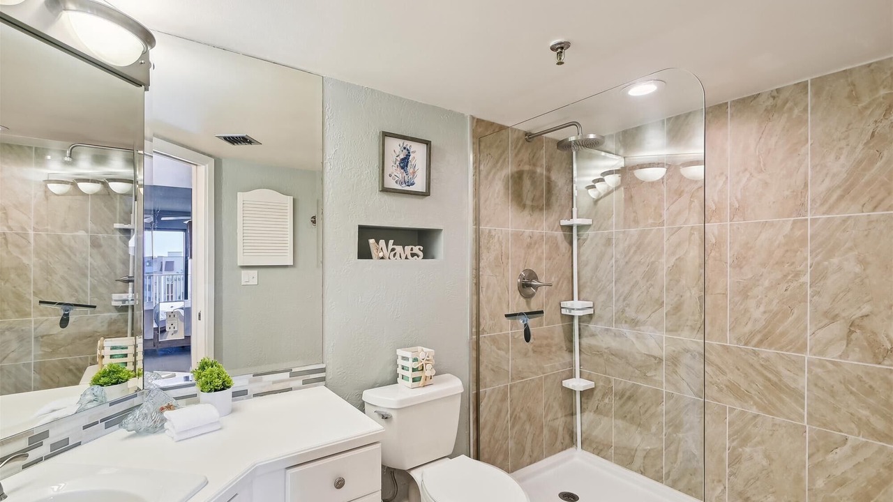 Photo of Bathroom in Holiday Isle