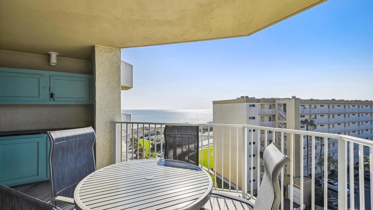 Photo of Patio Balcony in Holiday Isle