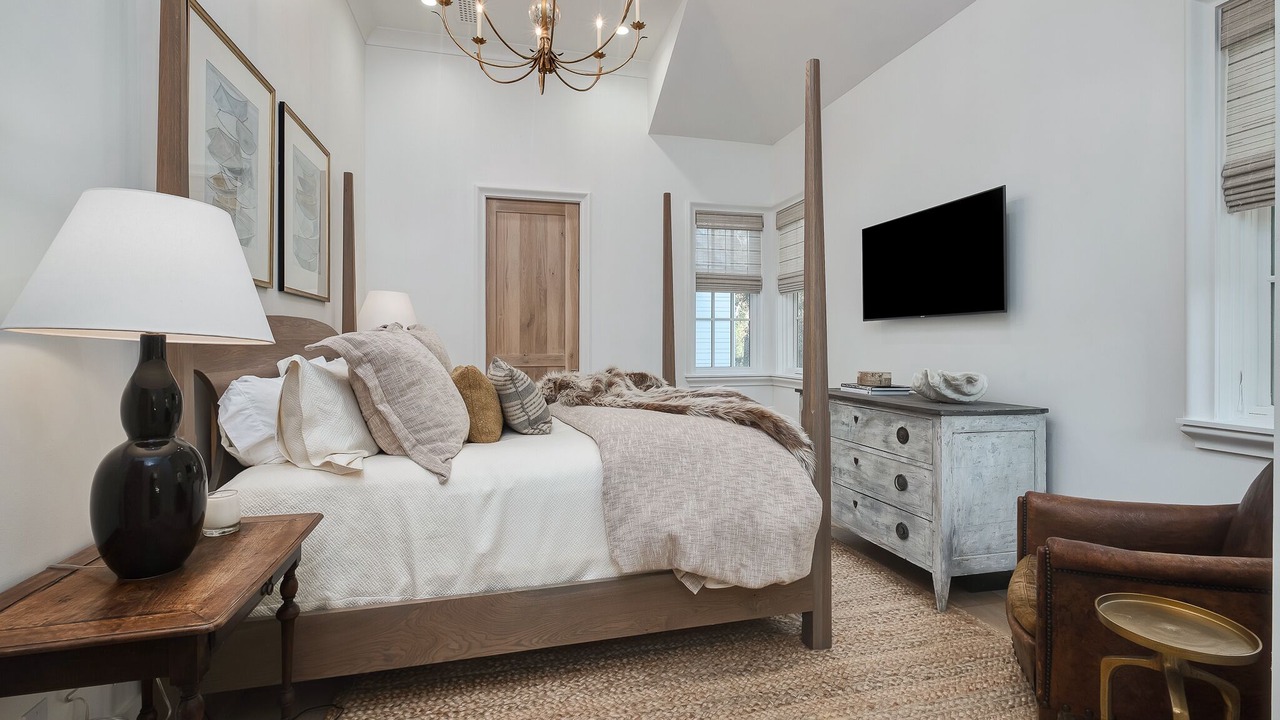 Photo of Bedroom in Seagrove Beach