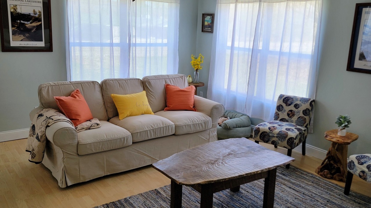 Photo of Livingroom in Town of Pines