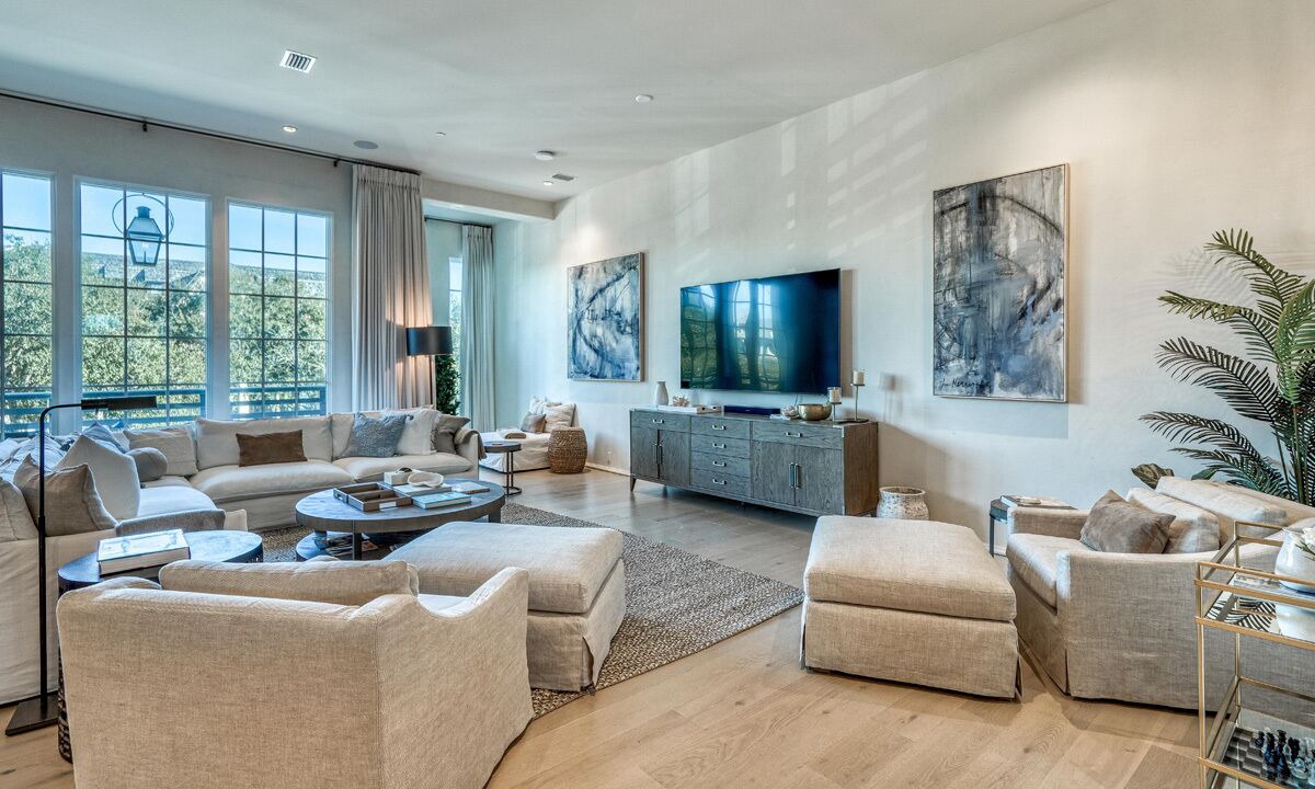 Photo of Livingroom in Rosemary Beach