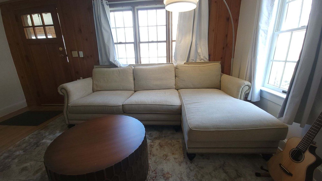 Photo of Livingroom in Saugerties