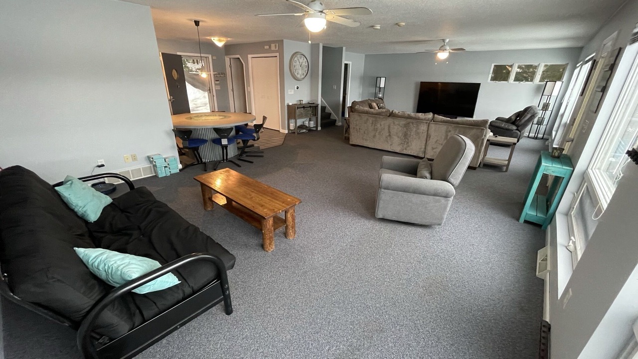 Photo of Livingroom in Findley Lake