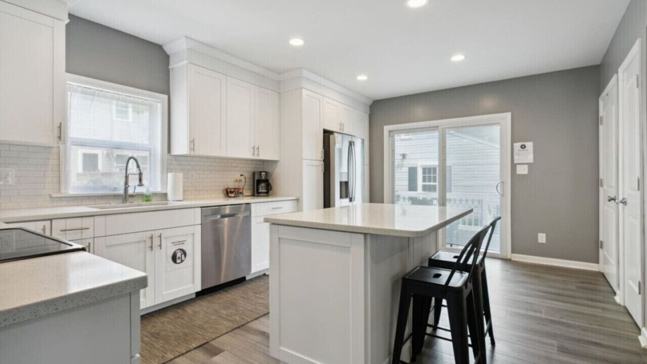 Photo of Kitchen in Buckroe Beach