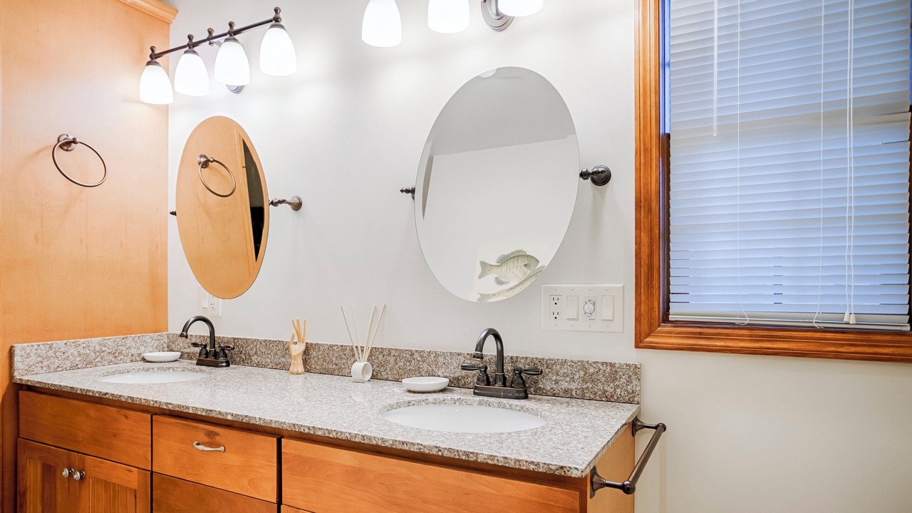 Photo of Bathroom in Lodi
