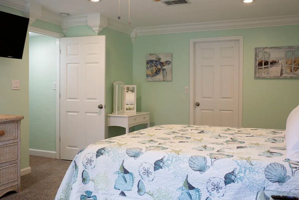 Photo of Bedroom in Port Saint John