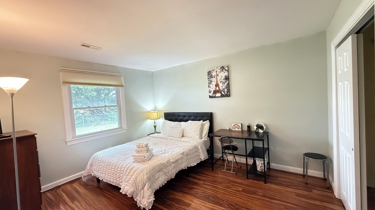 Photo of Bedroom in Hampton