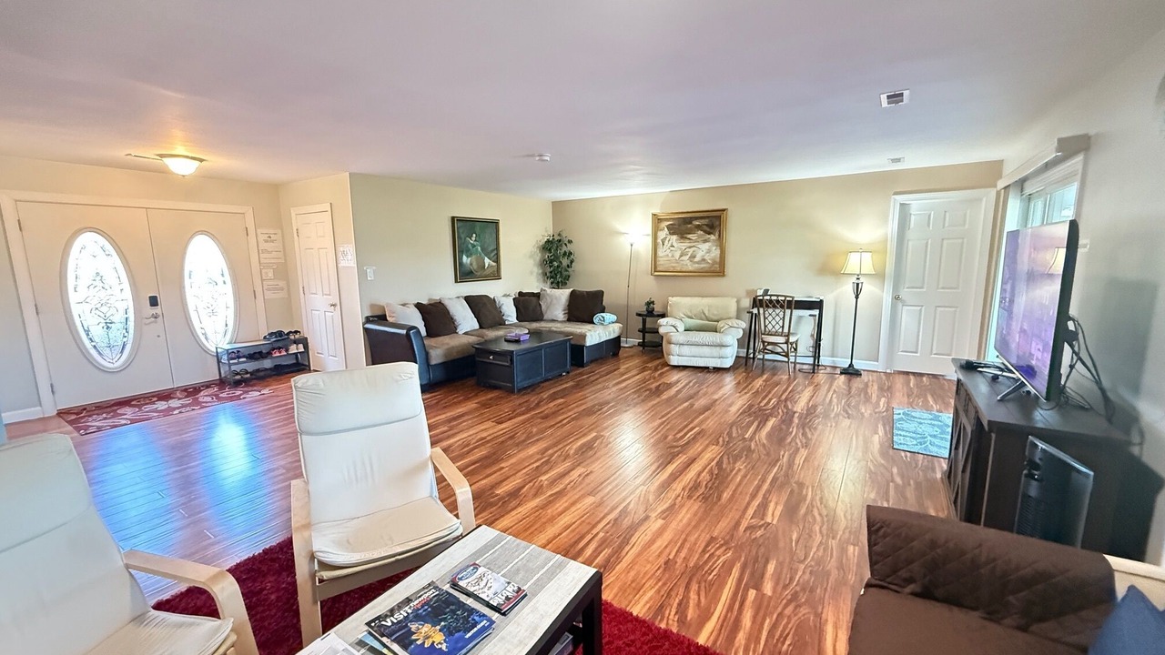 Photo of Livingroom in Hampton
