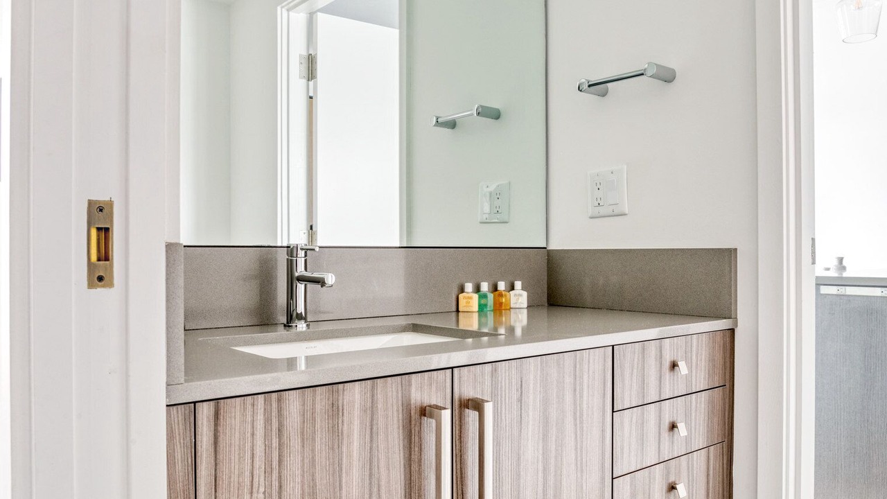 Photo of Bathroom in Shawmut