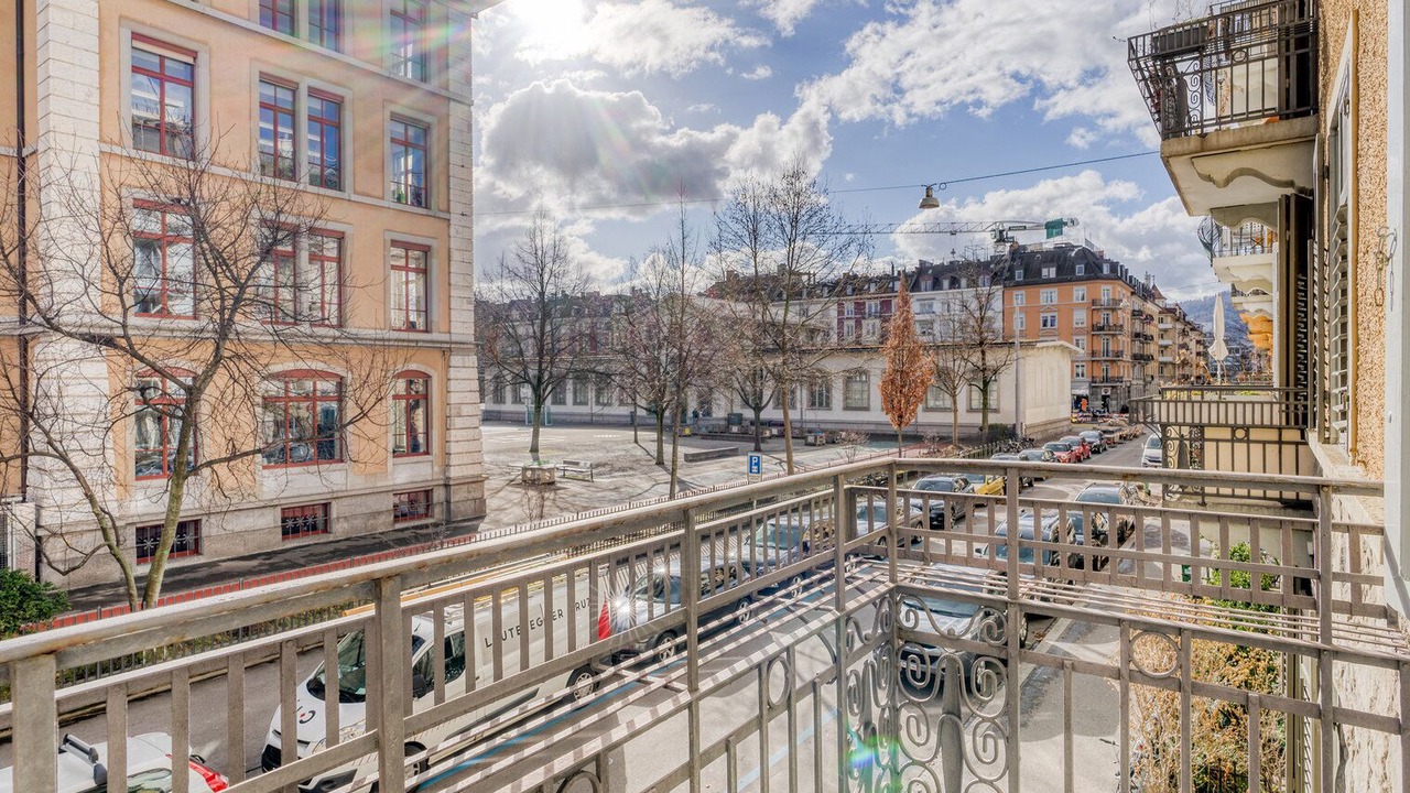 Photo of Outdoor in District 4