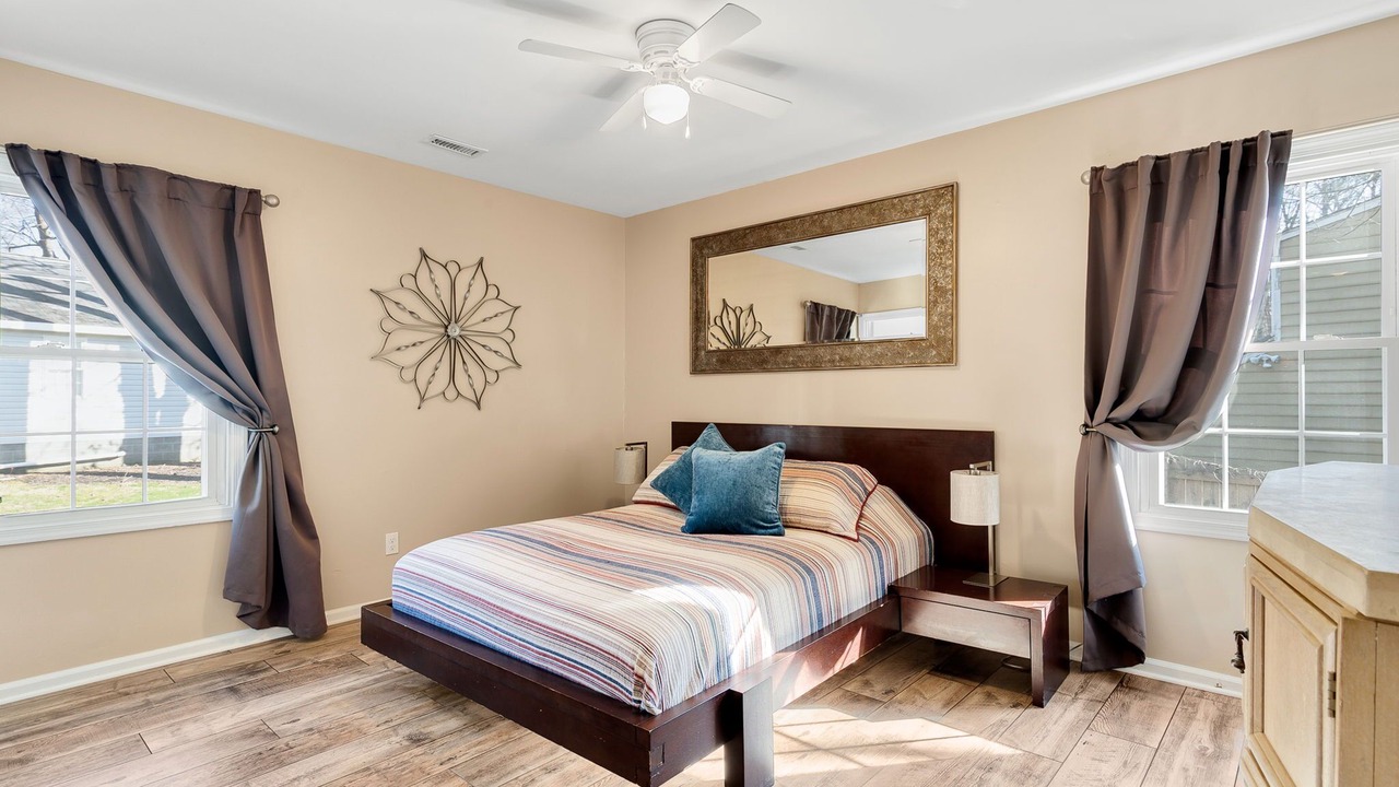 Photo of Bedroom in Midlothian