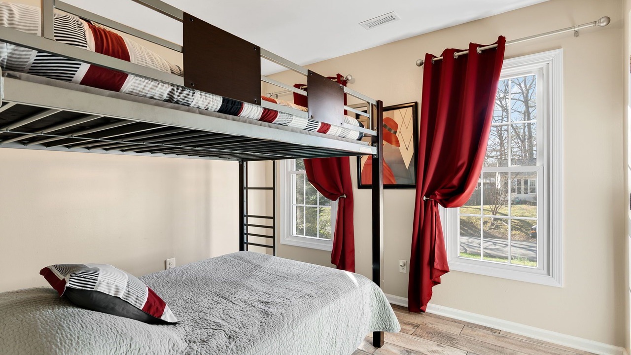 Photo of Bedroom in Midlothian