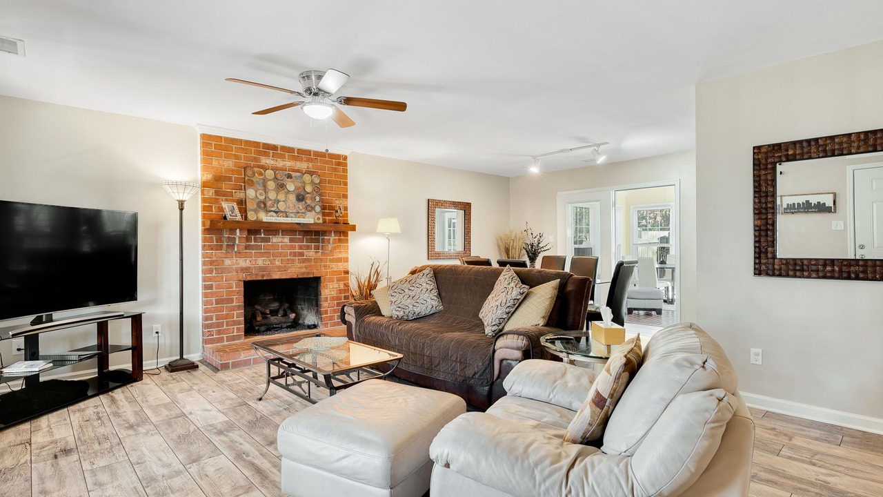 Photo of Livingroom in Midlothian