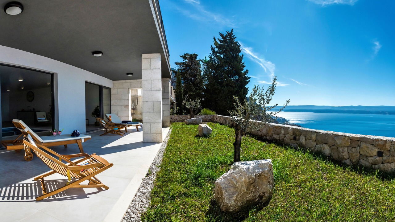 Photo of Patio Balcony in Borak