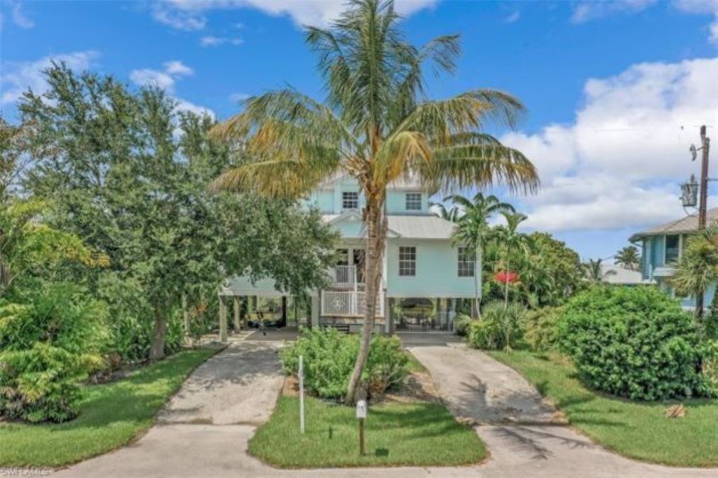 Photo of Outdoor in Pine Island Center