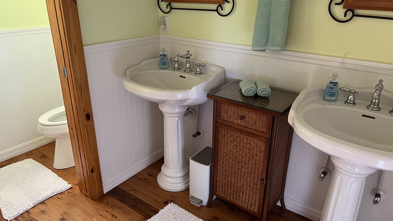 Photo of Bathroom in Pine Island Center