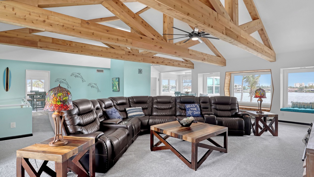 Photo of Livingroom in Cocoa Isles