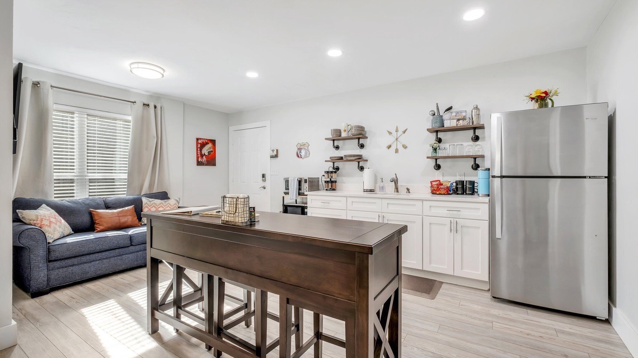 Photo of Livingroom in Tallahassee