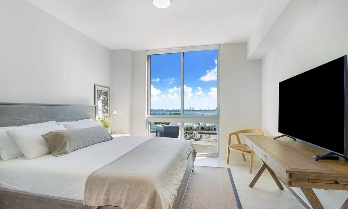 Photo of Bedroom in Northeast Miami