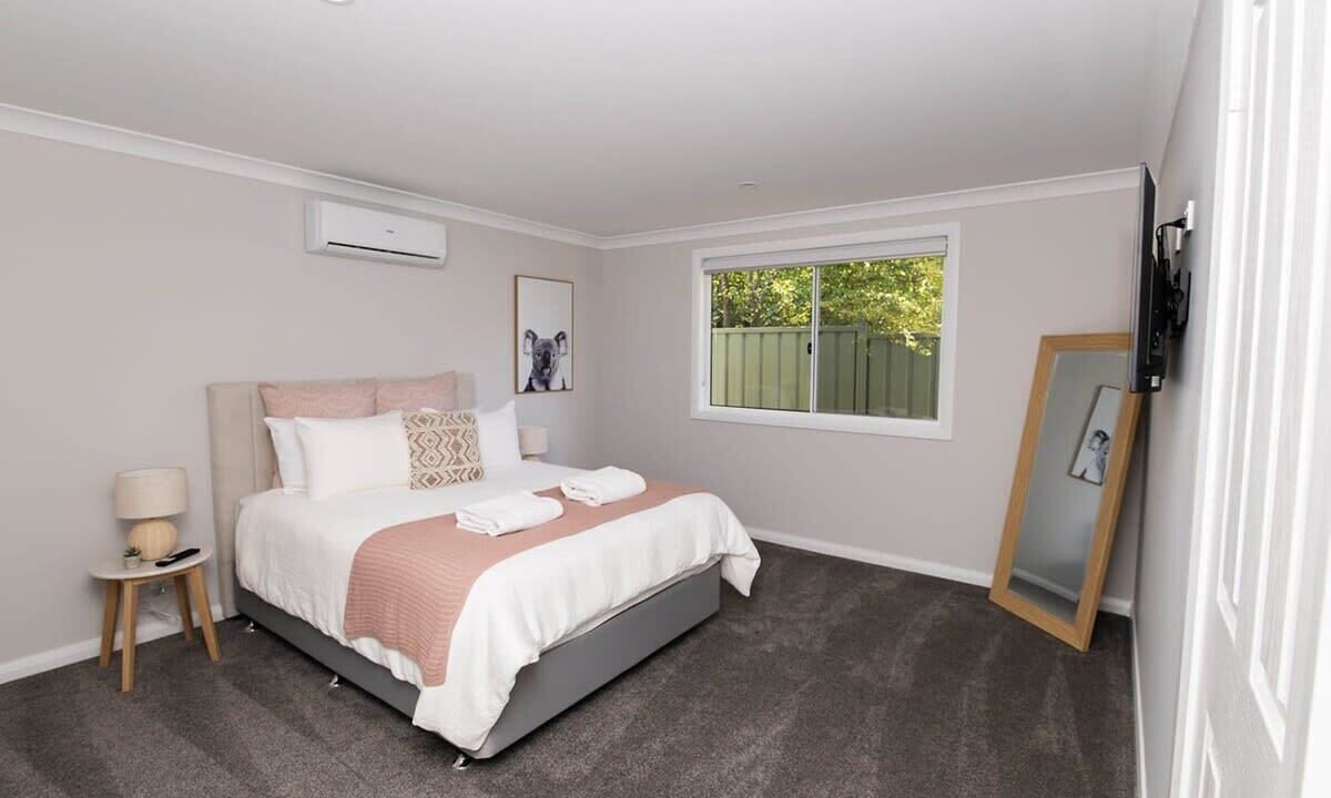 Photo of Bedroom in Bletchington