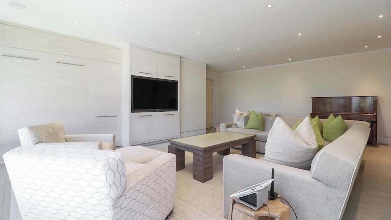 Photo of Livingroom in North Truro
