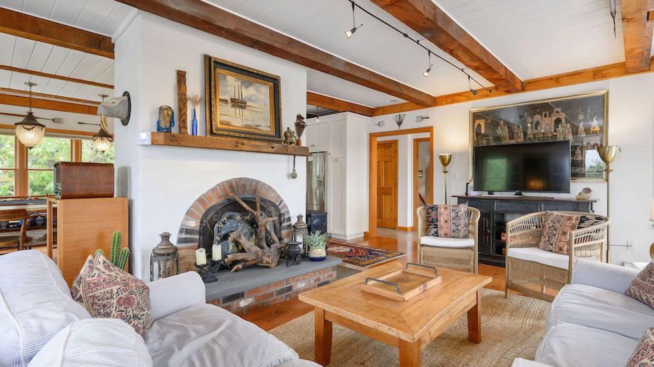 Photo of Livingroom in East Sandwich