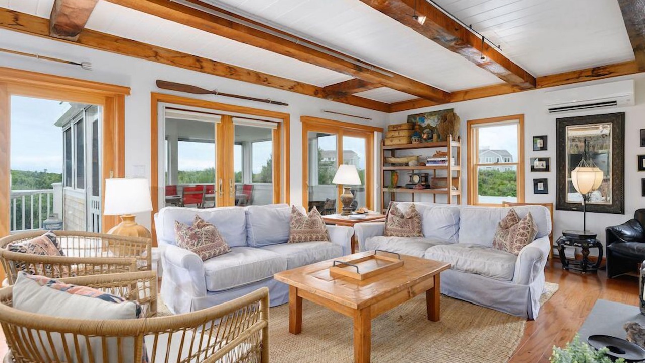 Photo of Livingroom in East Sandwich