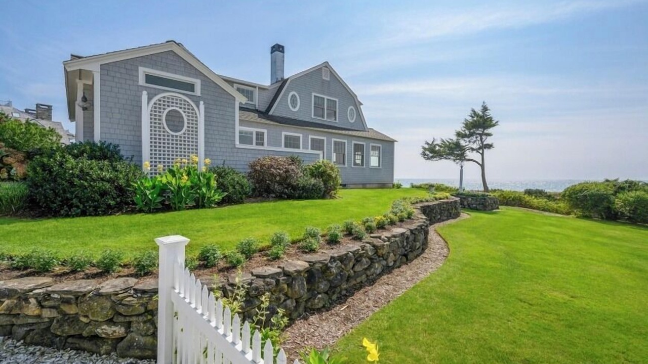 Photo of Others in West Hyannisport