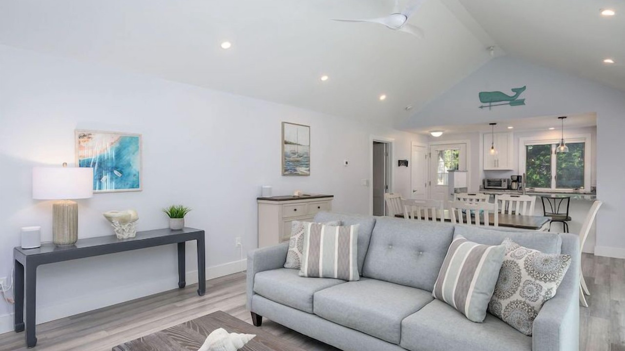 Photo of Livingroom in Mews Village