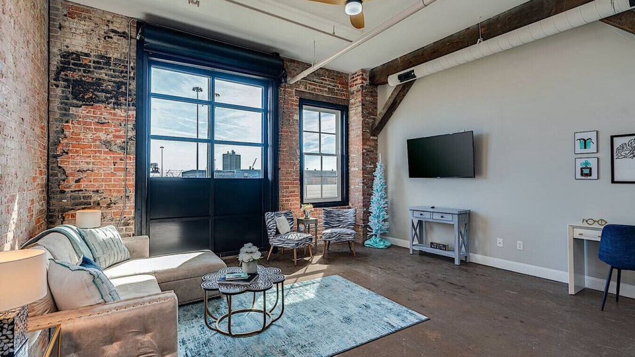 Photo of Livingroom in Newport News