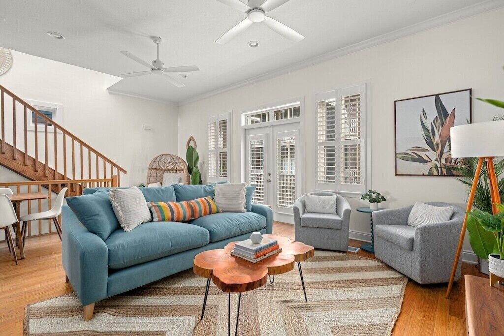Photo of Livingroom in Crescent Beach
