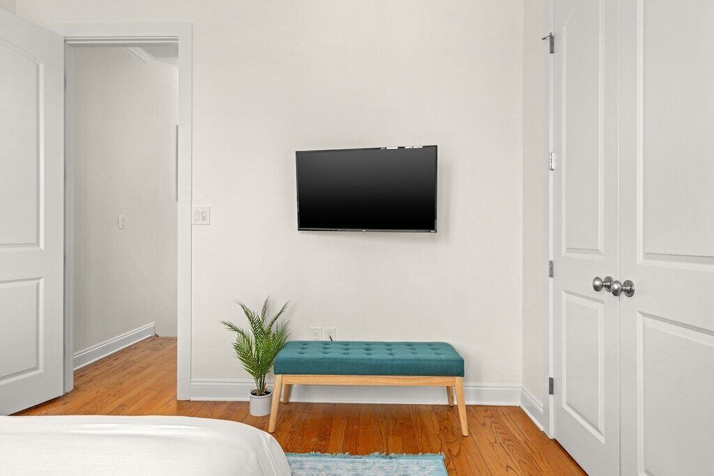 Photo of Bedroom in Crescent Beach