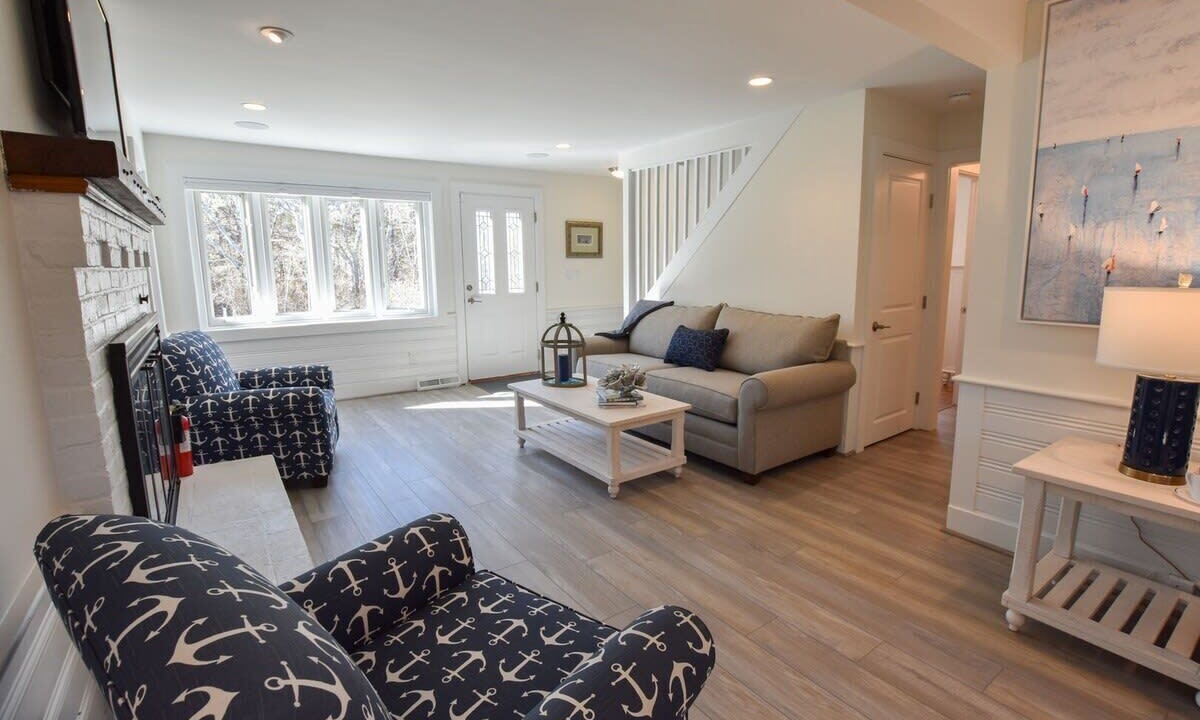 Photo of Livingroom in South Harwich