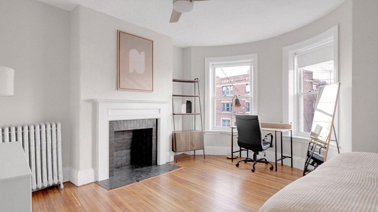 Photo of Bedroom in Aspinwall Hill