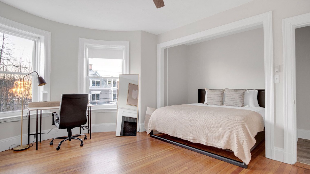 Photo of Bedroom in Aspinwall Hill