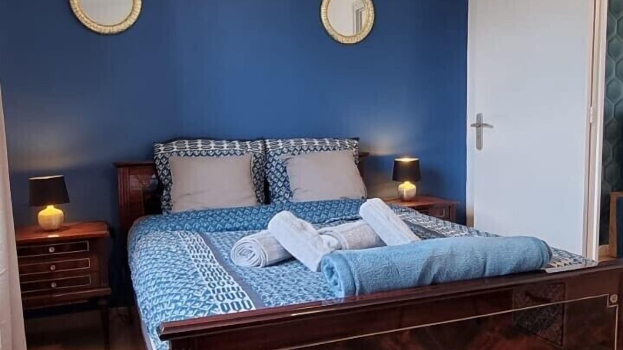 Photo of Bedroom in Lampaul-Plouarzel