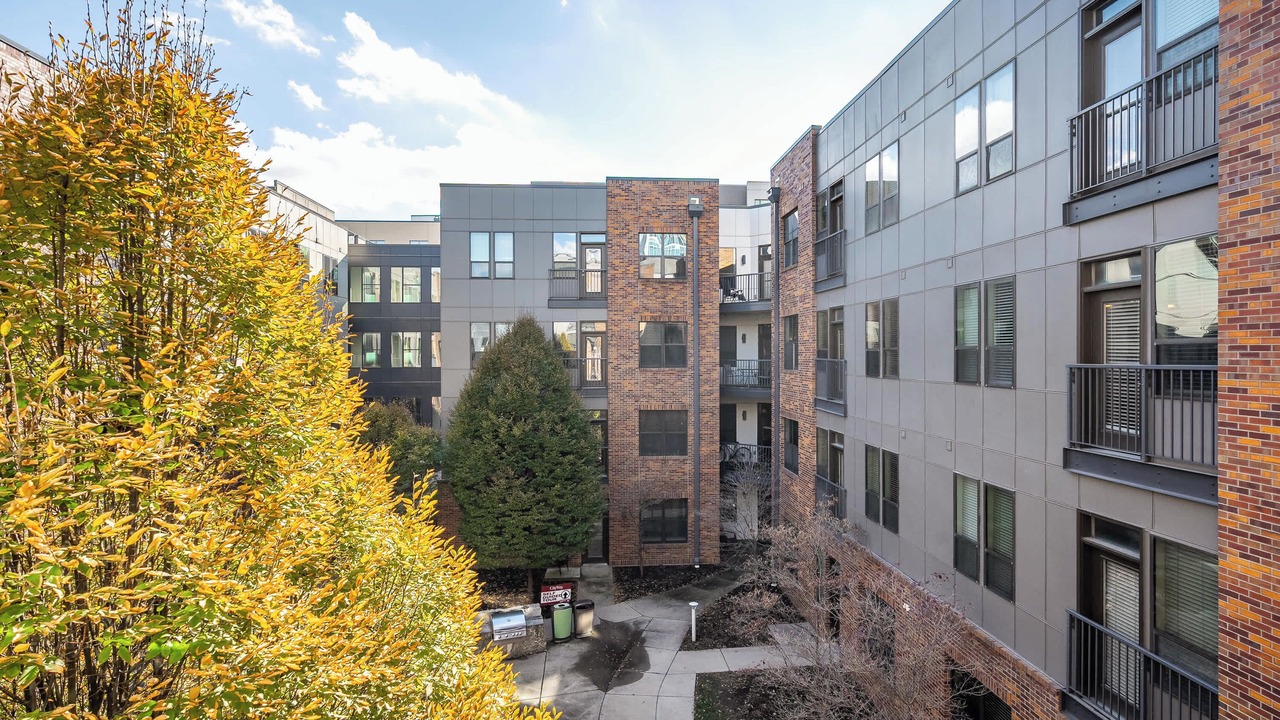 Photo of Outdoor in Mile Square
