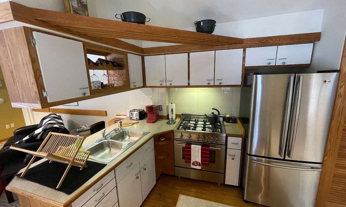 Photo of Kitchen in Salisbury Center