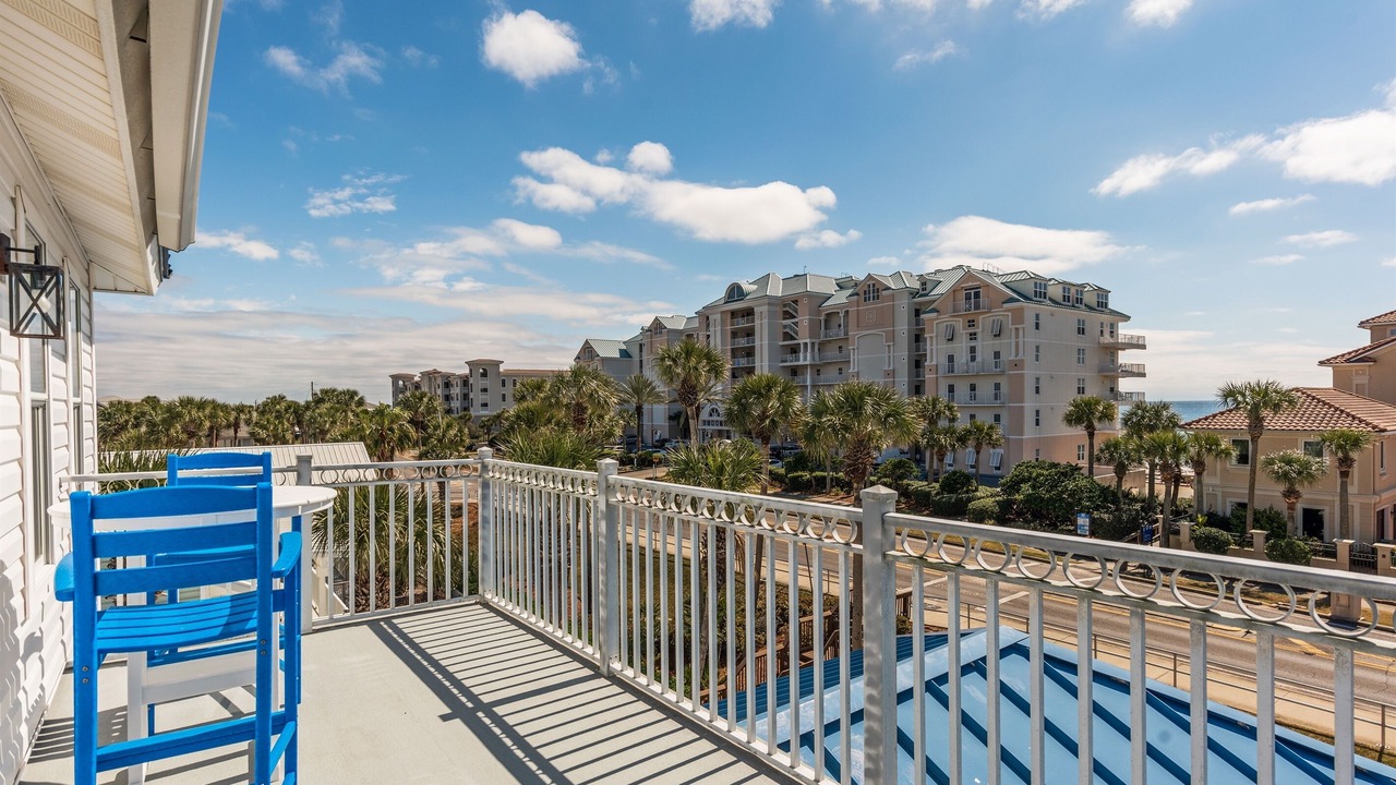 Photo of Patio Balcony in Crystal Shores