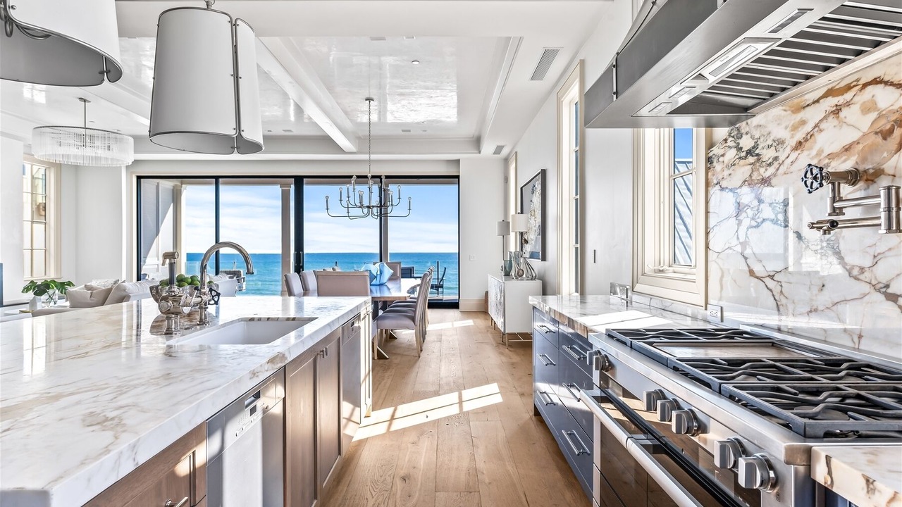 Photo of Kitchen in Seacrest