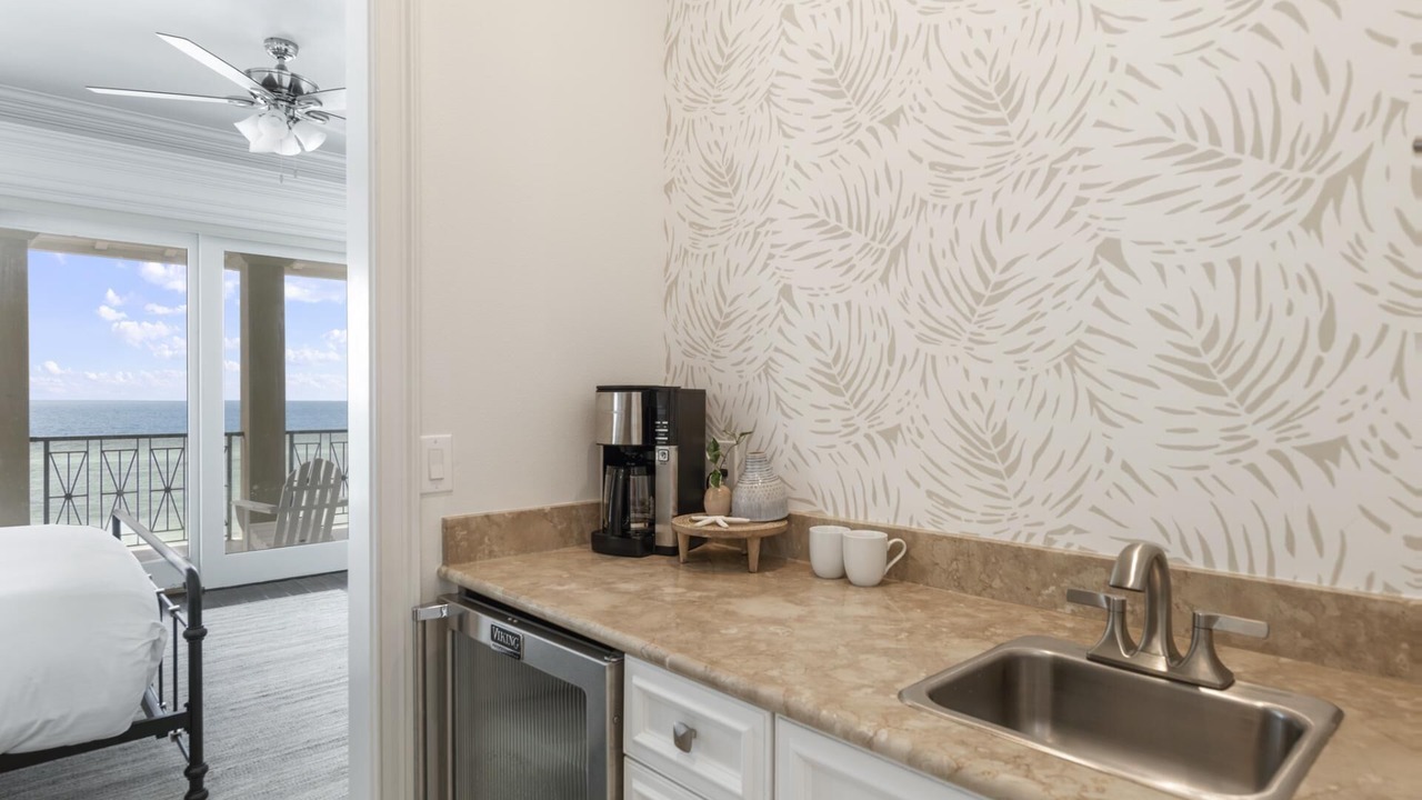 Photo of Bedroom in Delos